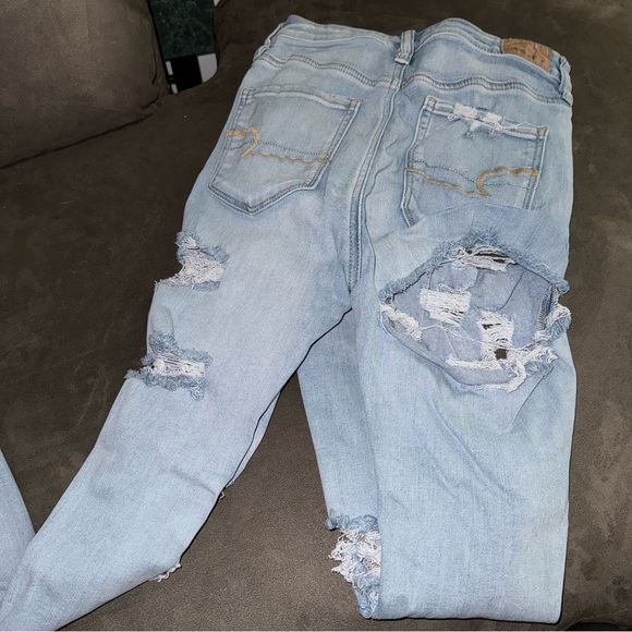 american eagle sz 4 ripped jeans - Picture 3 of 6